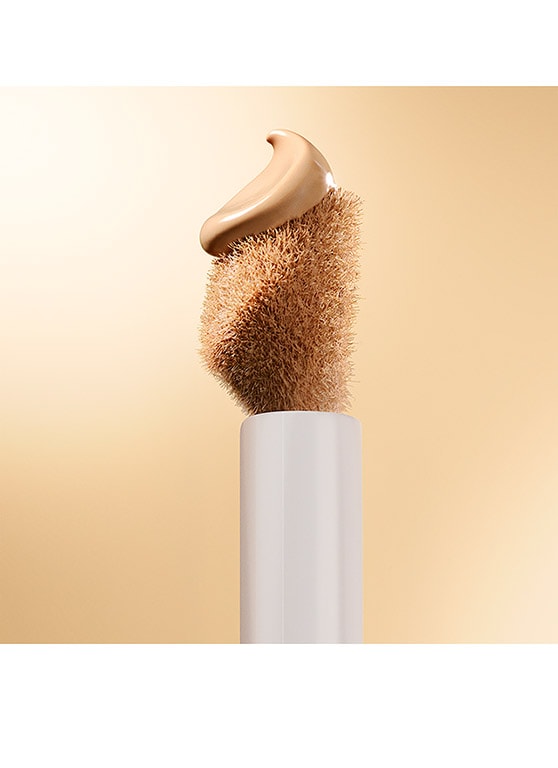 corrector iluminador futurist soft touch